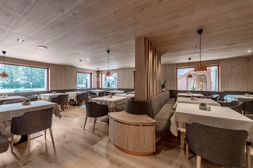 Hotel Garni Dolomieu Selva di Val Gardena Exteriör bild